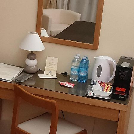 Quari Hotel Restaurant & Pizza Cologna Veneta エクステリア 写真