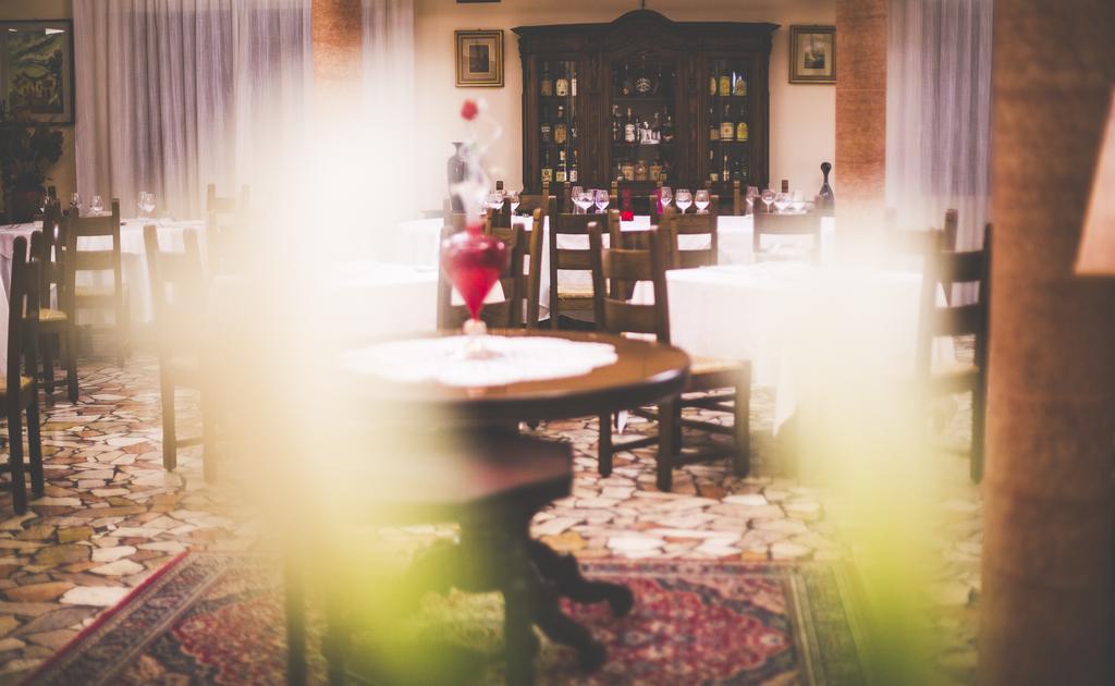 Quari Hotel Restaurant & Pizza Cologna Veneta エクステリア 写真