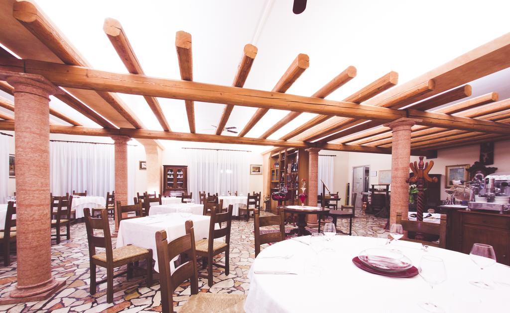 Quari Hotel Restaurant & Pizza Cologna Veneta エクステリア 写真