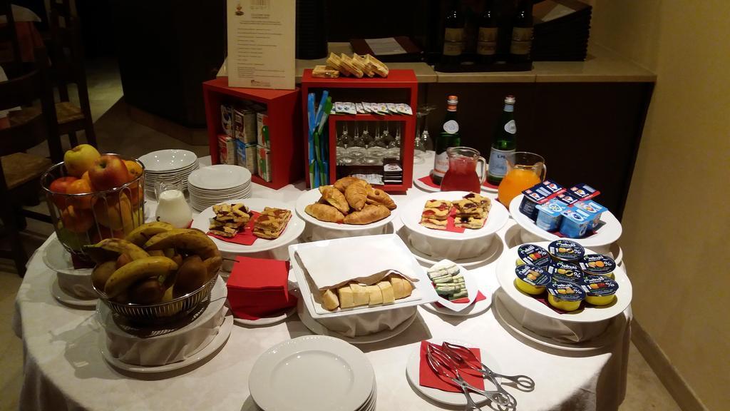 Quari Hotel Restaurant & Pizza Cologna Veneta エクステリア 写真