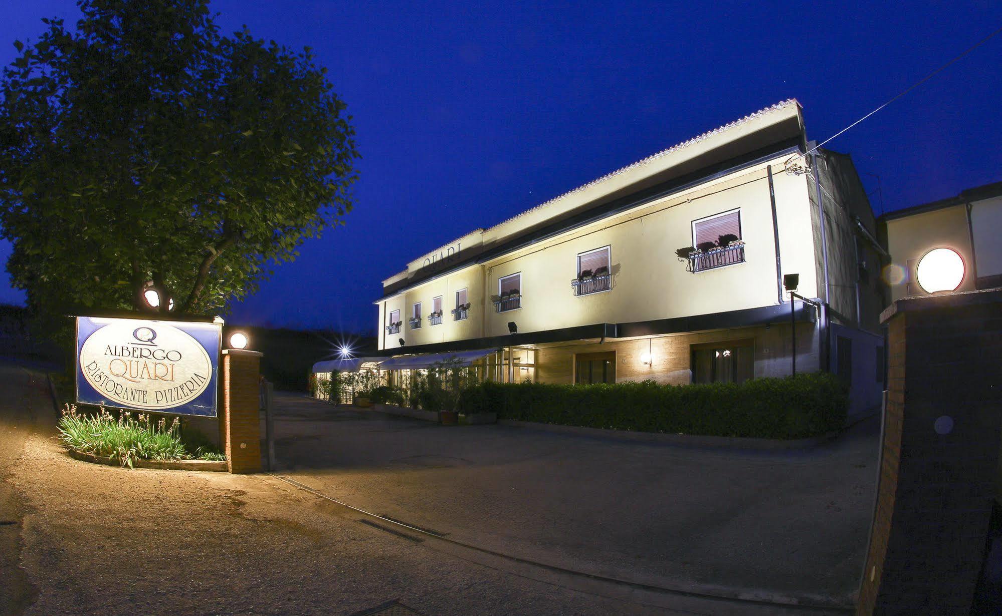 Quari Hotel Restaurant & Pizza Cologna Veneta エクステリア 写真